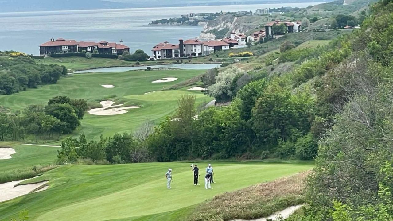 Thracian Cliffs Resort