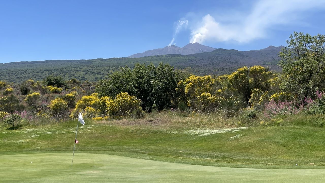 Sicilia's Picciolo Etna Golf Club