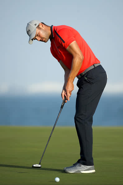 MUSCAT, OMAN - FEBRUARY 28: Martin Kaymer of Germany putts on the 18th green during Day 2 of the Oman Open at Al Mouj Golf Complex on February 28, 2020 in Muscat, Oman. (Photo by Warren Little/Getty Images)