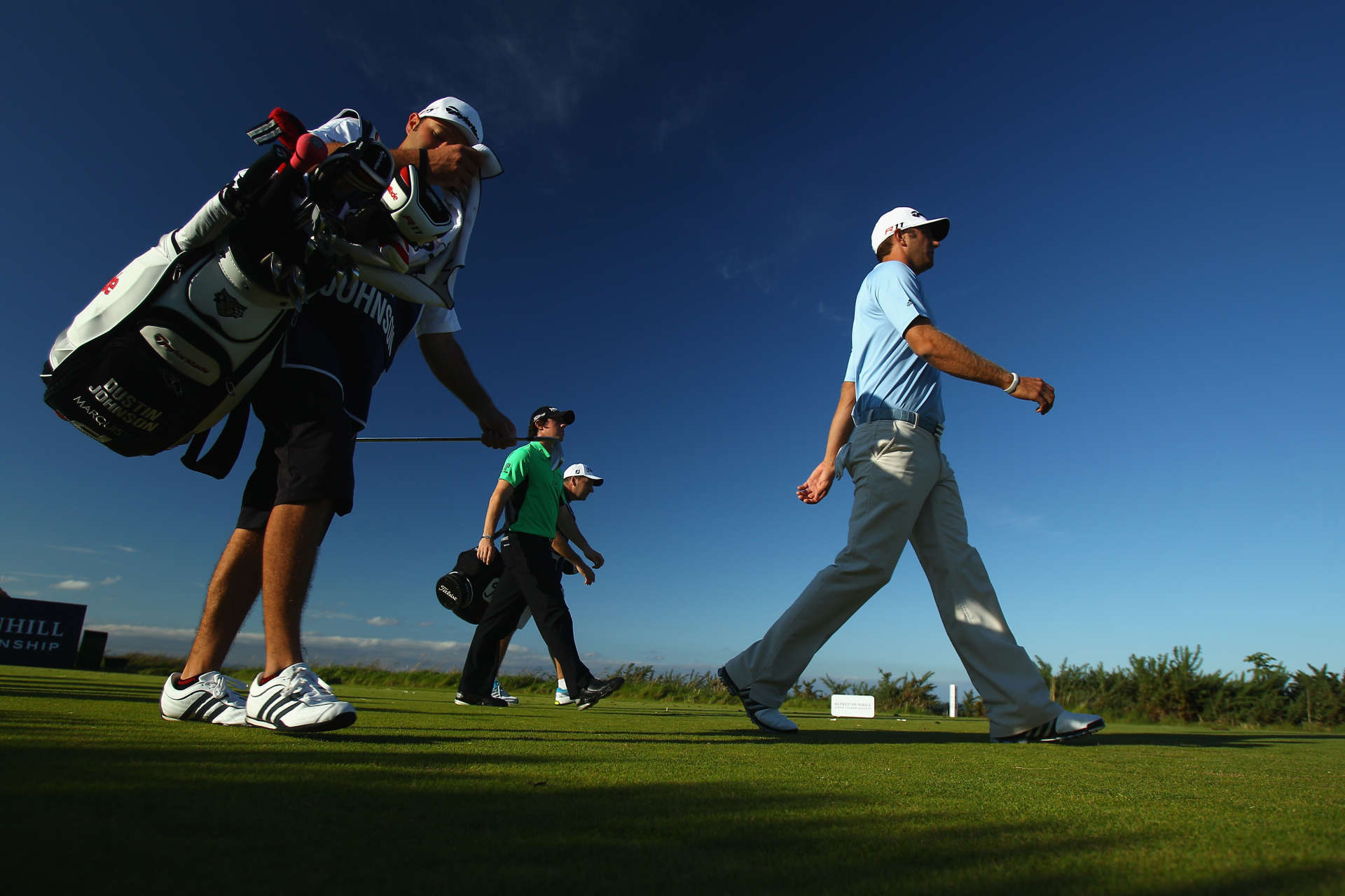 Vor neun Jahren entstand diese ungewöhnliche Perspektive von Rory McIlroy und Dustin Johnson bei der The Alfred Dunhill Links Championship 2011 auf dem Kingsbarns Golf Links.