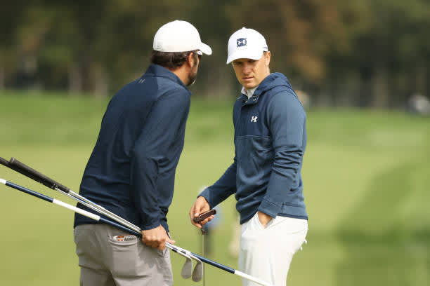 MAMARONECK, NEW YORK - SEPTEMBER 15: Jordan Spieth (R) of the United States talks with caddie Michael Greller (L) during a practice round prior to the 120th U.S. Open Championship on September 15, 2020 at Winged Foot Golf Club in Mamaroneck, New York. (Photo by Gregory Shamus/Getty Images)