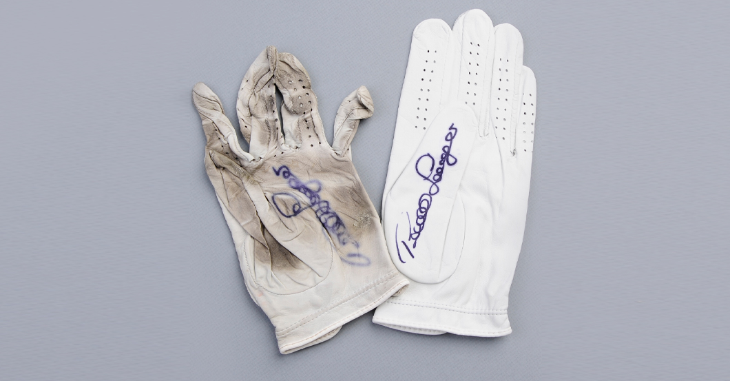 Original Handschuhe von Bernhard Langer, getragen und signiert (Foto: United Charity)