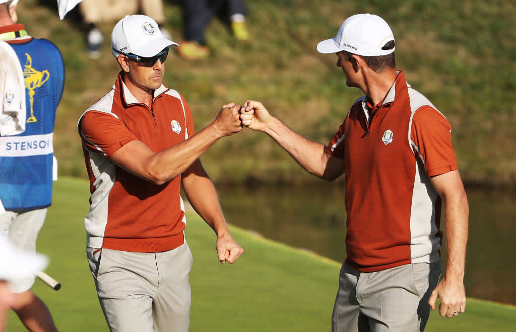 Justin Rose & Henrik Stenson Die beiden kennen sich aus dem europäischen Team beim Ryder Cup. Nun treten sie wieder gemeinsam im Team an. Justin Rose spielte beim Masters groß auf, für den Sieg reichte es bekanntlich nicht. Vielleicht klappt es ja mit Teamkollege Stenson.