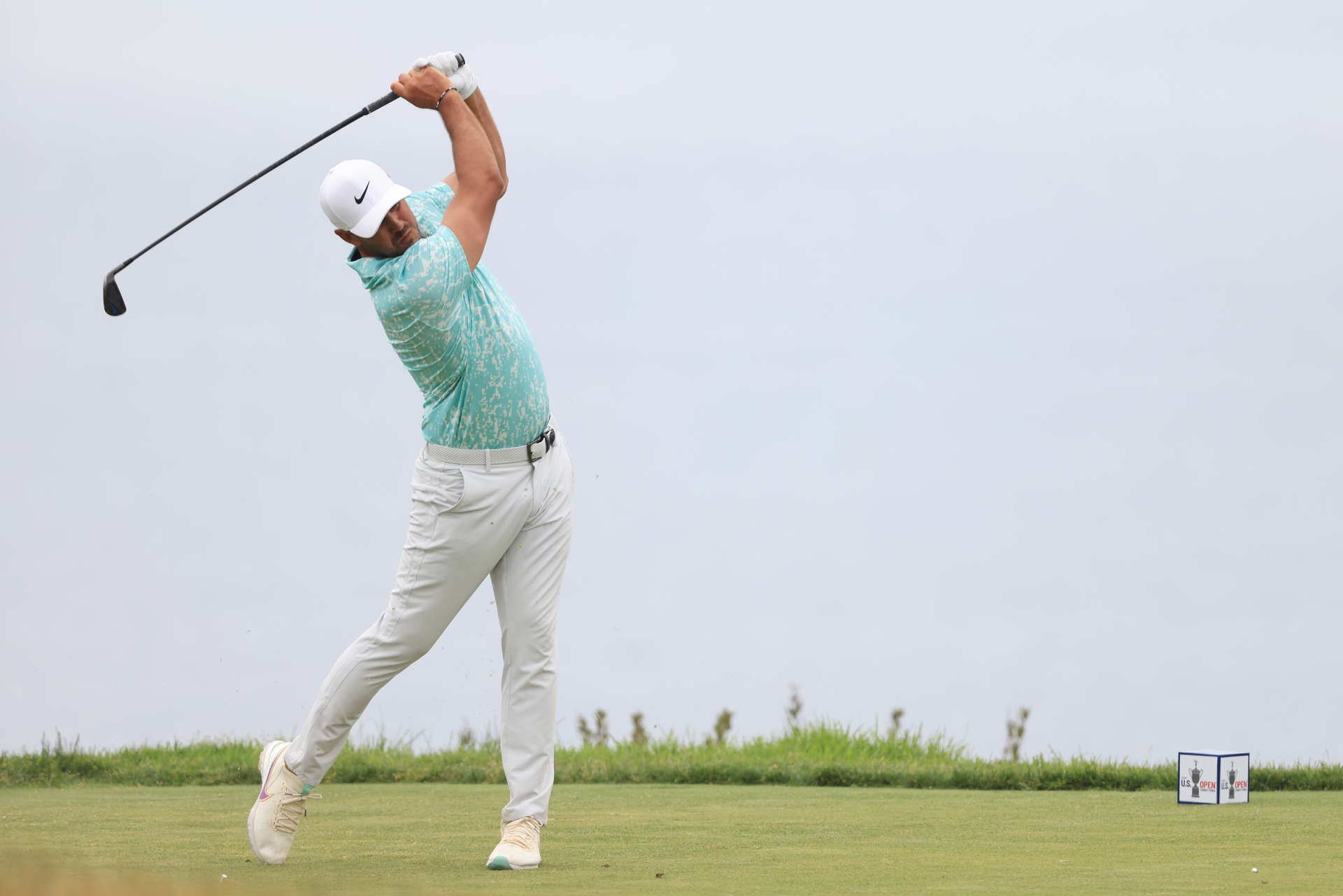 SAN DIEGO, CALIFORNIA - JUNE 20: Brooks Koepka am 17. Abschlag