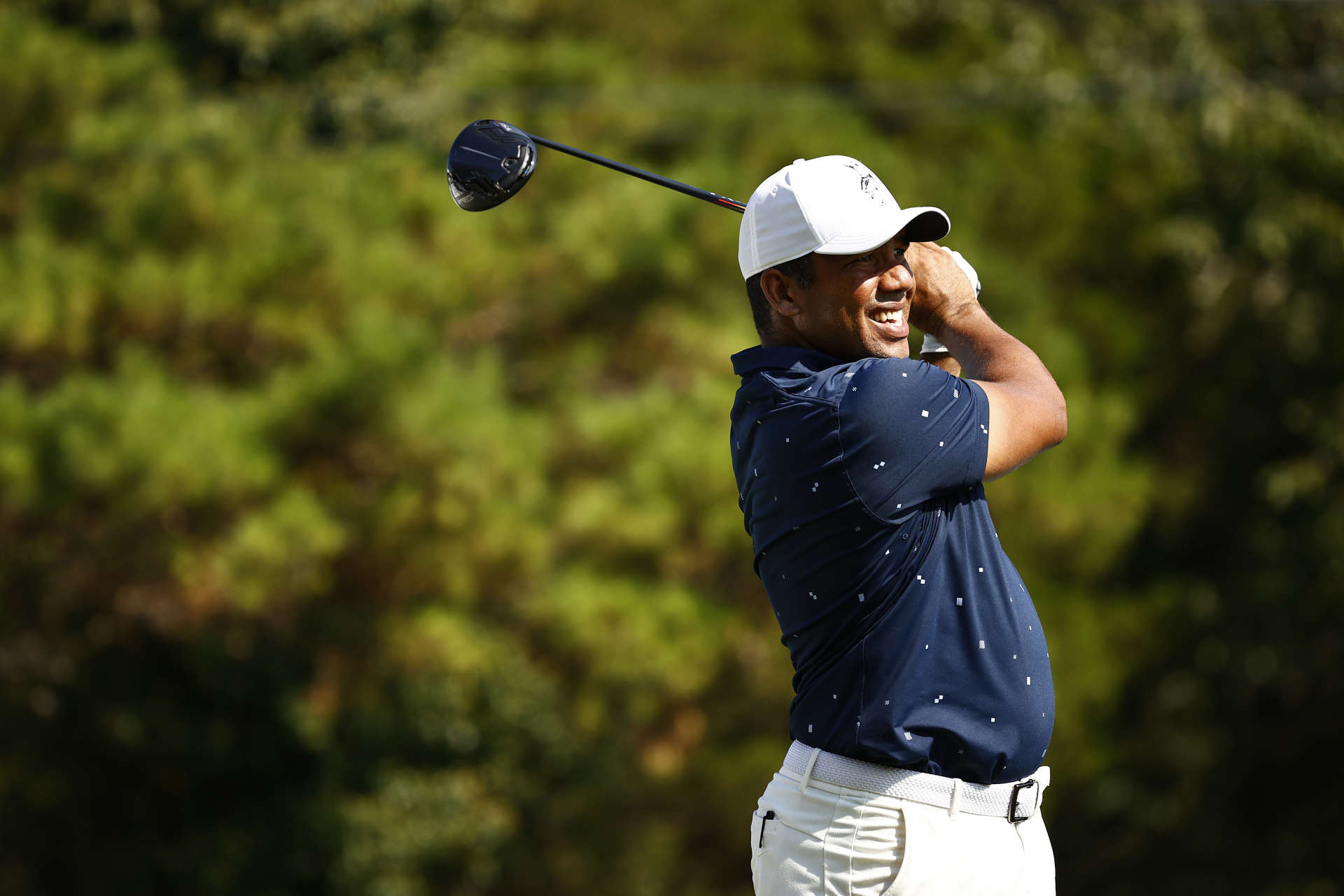 GREENSBORO, NORTH CAROLINA - AUGUST 13: Jhonattan Vegas of Venezuela plays his shot from the 18th tee during the second round of the Wyndham Championship at Sedgefield Country Club on August 13, 2021 in Greensboro, North Carolina. (Photo by Jared C. Tilton/Getty Images)