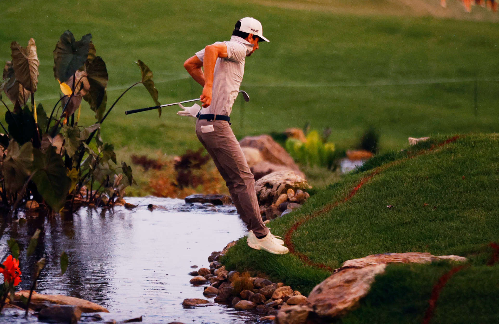 BMW Championship round 2: When darkness falls