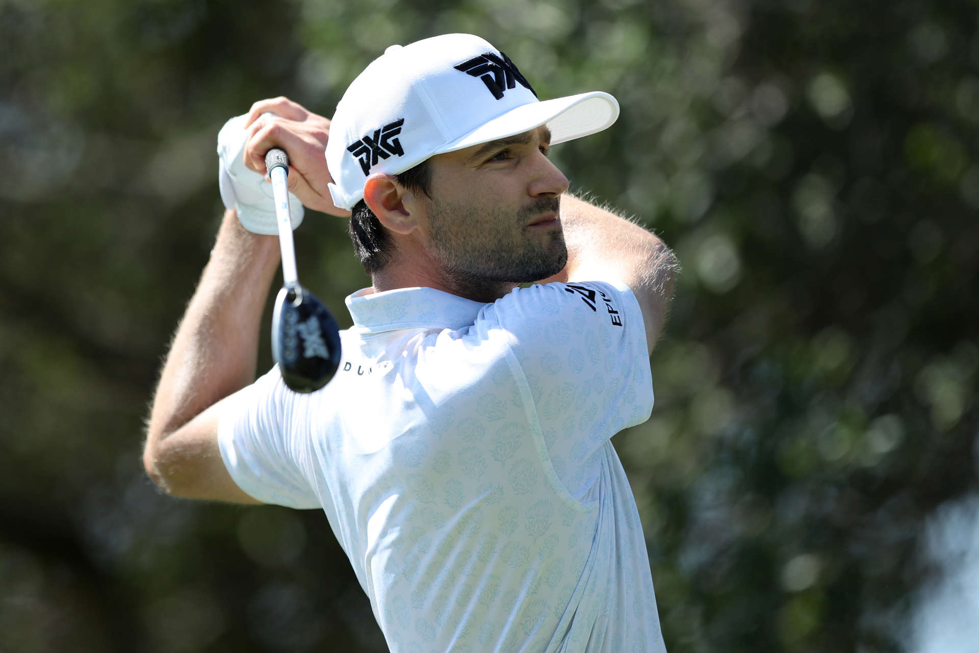 NAPA, CALIFORNIA - SEPTEMBER 17: Kyle Stanley hits his tee shot on the fourth hole during round two of the Fortinet Championship at Silverado Resort and Spa on September 17, 2021 in Napa, California. (Photo by Meg Oliphant/Getty Images)