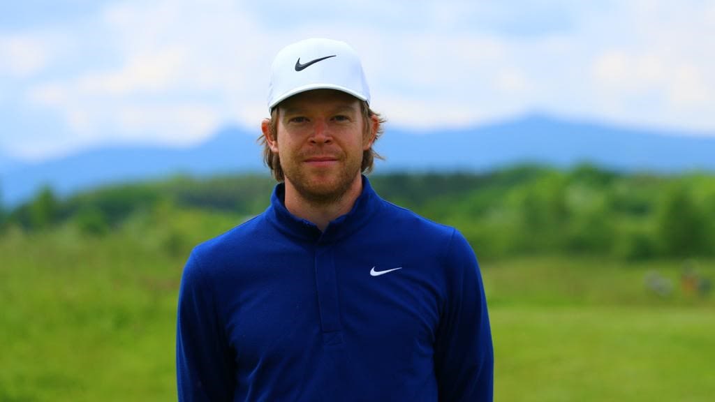 Now on the tee: “The Officer” Alex Knappe