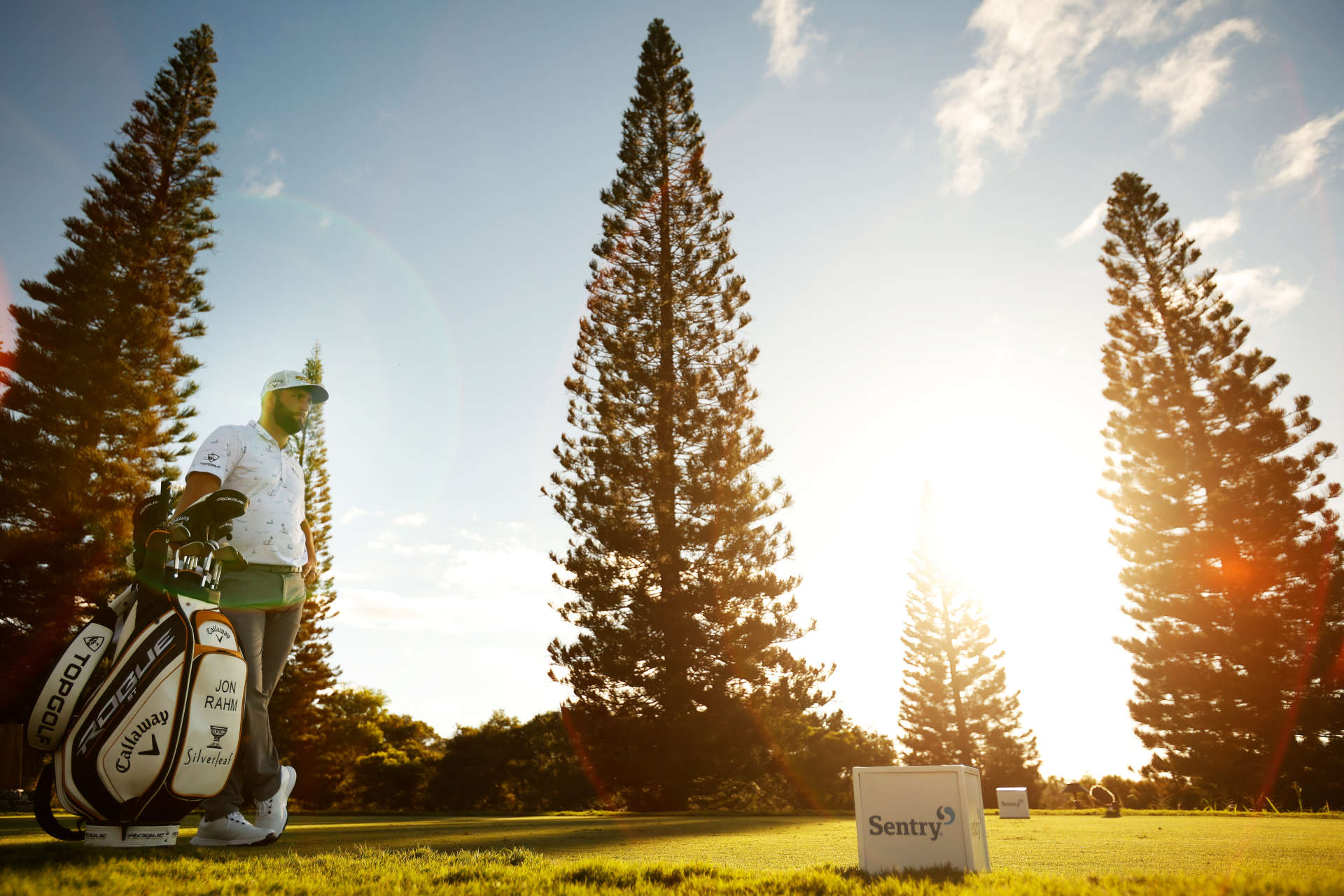 LAHAINA, HAWAII - JANUARY 08: Jon Rahm of Spain stands on the 18th tee during the third round of the Sentry Tournament of Champions at the Plantation Course at Kapalua Golf Club on January 08, 2022 in Lahaina, Hawaii. (Photo by Cliff Hawkins/Getty Images)