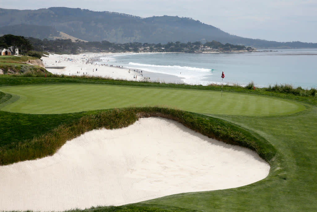  US Open 2044 in Pebble Beach
Nach 2027, 2032 und 2037 wird der Pebble Beach Golf Links als "Ankerplatz" zum vierten Mal seit der Bekanntgabe Austragungsort der US Open.