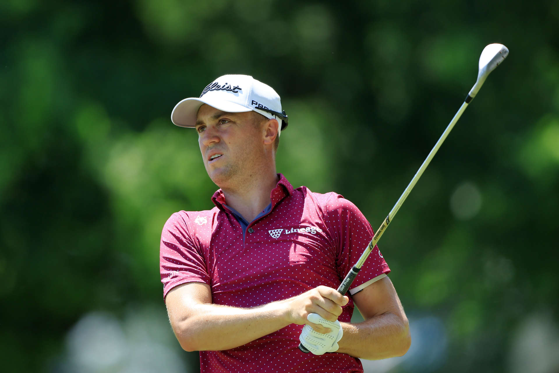 TULSA, OKLAHOMA - MAY 19: Justin Thomas of the United States plays second shot on the third hole during the first round of the 2022 PGA Championship at Southern Hills Country Club on May 19, 2022 in Tulsa, Oklahoma. (Photo by Sam Greenwood/Getty Images)