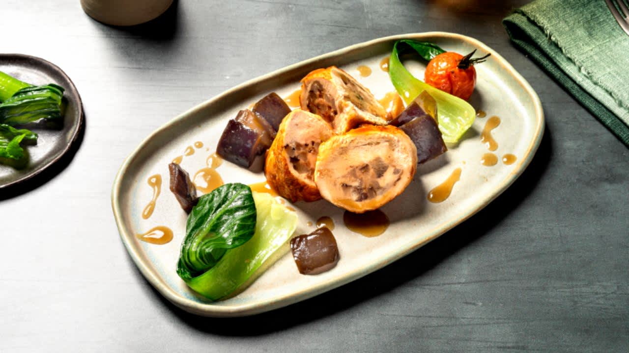 Ein besonderes Erlebnis gibt es im Archipelago-Restaurant, das Sterneküche bietet. Gegen einen Aufpreis kann man sich hier durch eines von drei exklsuiven Menüs durchprobieren.