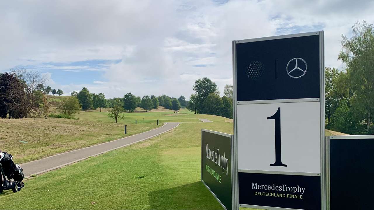 Im EQS zum Öschberghof – Im Cart über den Old Course