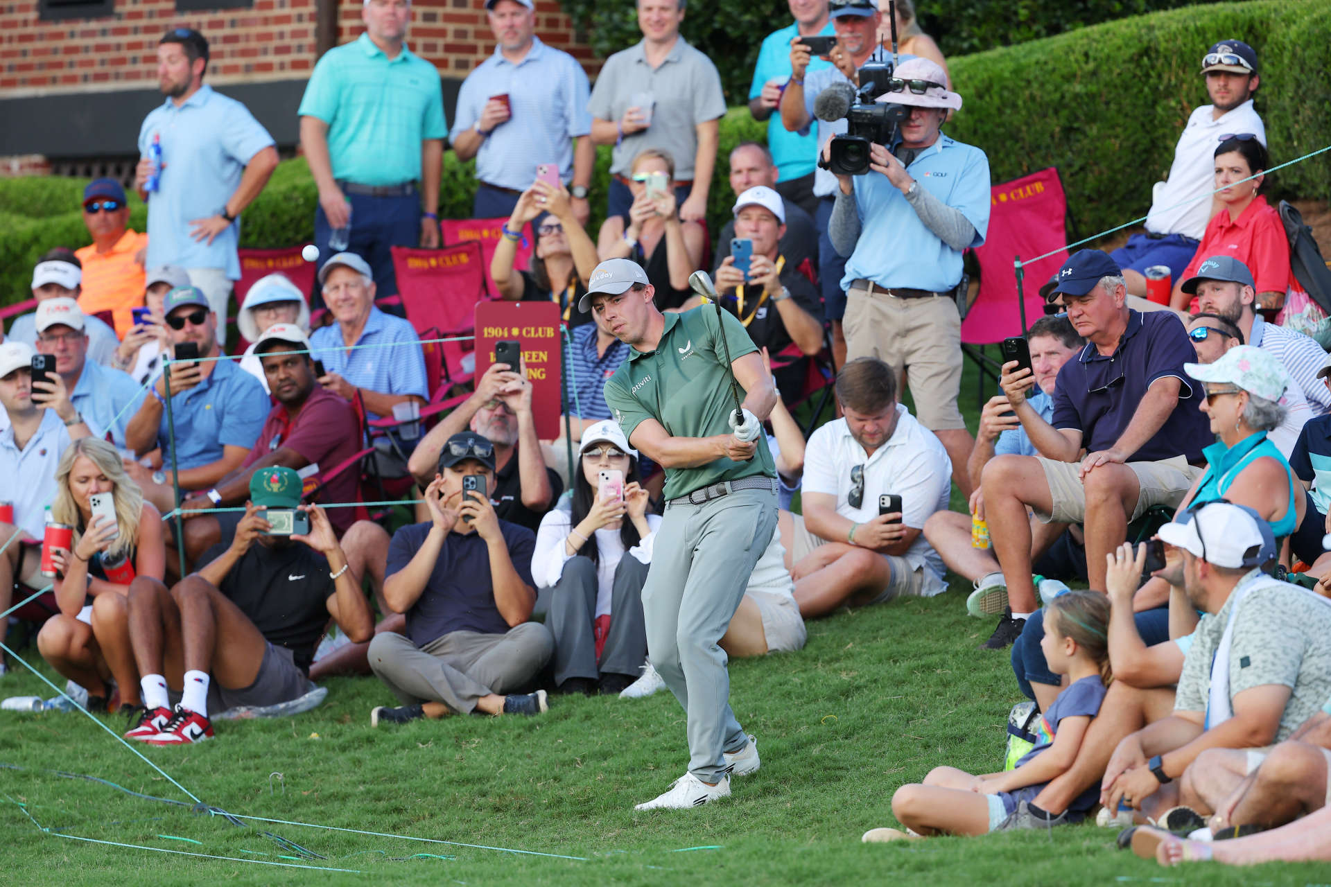 ATLANTA, GEORGIA - AUGUST 26: Matthew Fitzpatrick of England plays a shot on the 18th hole during the second round of the TOUR Championship at East Lake Golf Club on August 26, 2022 in Atlanta, Georgia. (Photo by Kevin C. Cox/Getty Images)