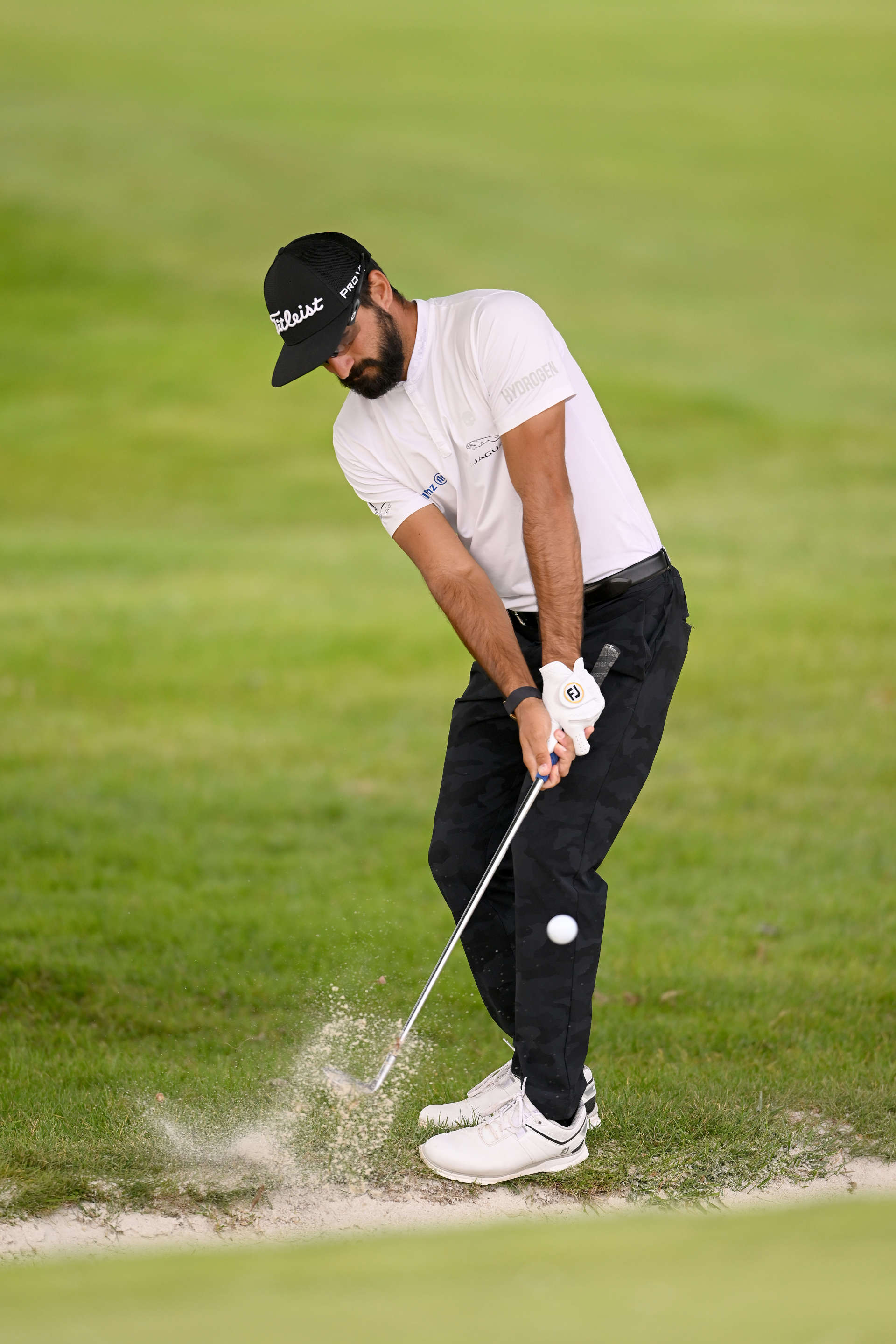 PARIS, FRANCE - SEPTEMBER 23: Francesco Laporta of Italy plays his third shot from the 3rd hole on Day Two of the Cazoo Open de France at Le Golf National on September 23, 2022 in Paris, France. (Photo by Ross Kinnaird/Getty Images)