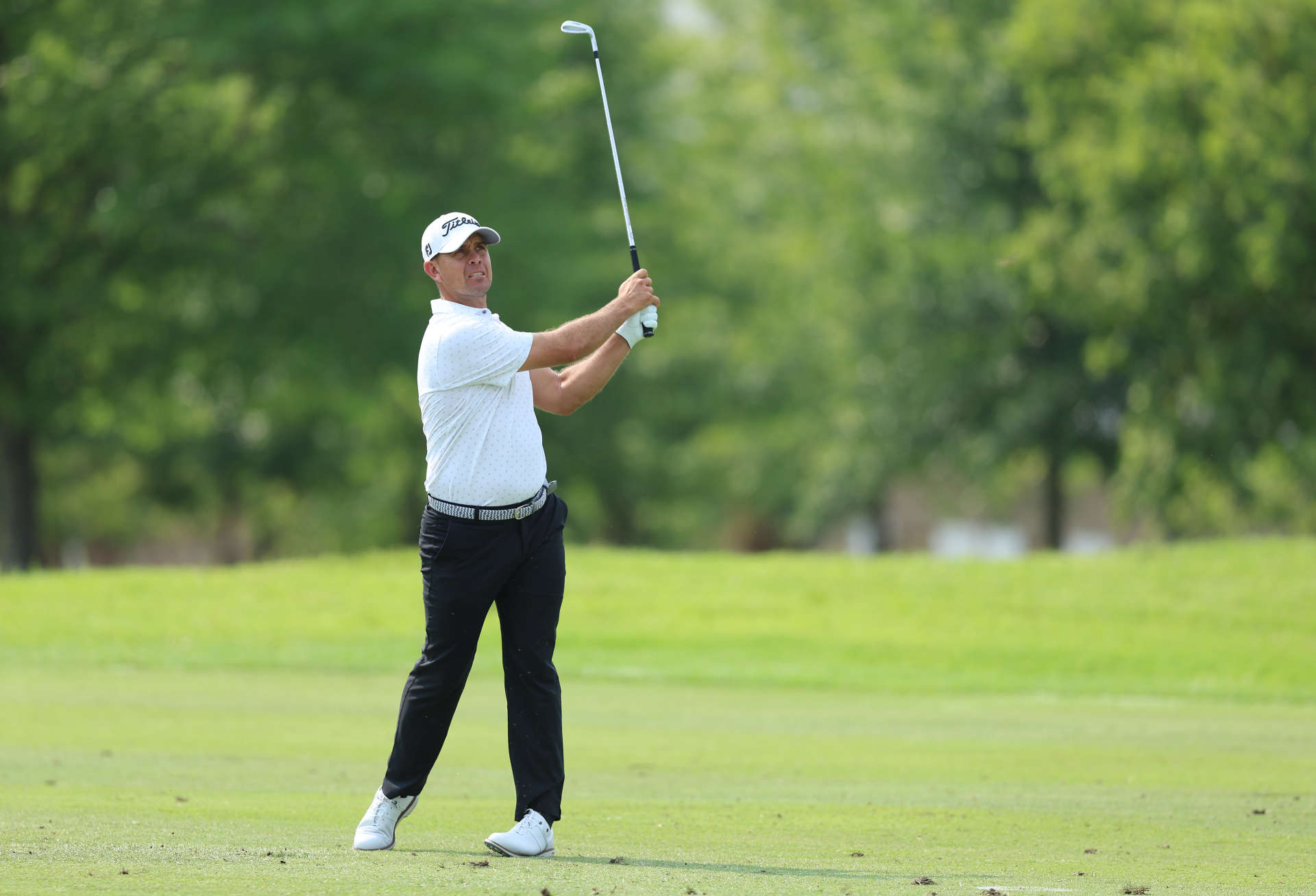 JOHANNESBURG, SOUTH AFRICA - DECEMBER 01: Louis De Jager of South Africa plays his second shot on the ninth hole during Day One of the Investec South African Open Championship at Blair Atholl Golf & Equestrian Estate on December 01, 2022 in Johannesburg, South Africa. (Photo by Luke Walker/Getty Images)
