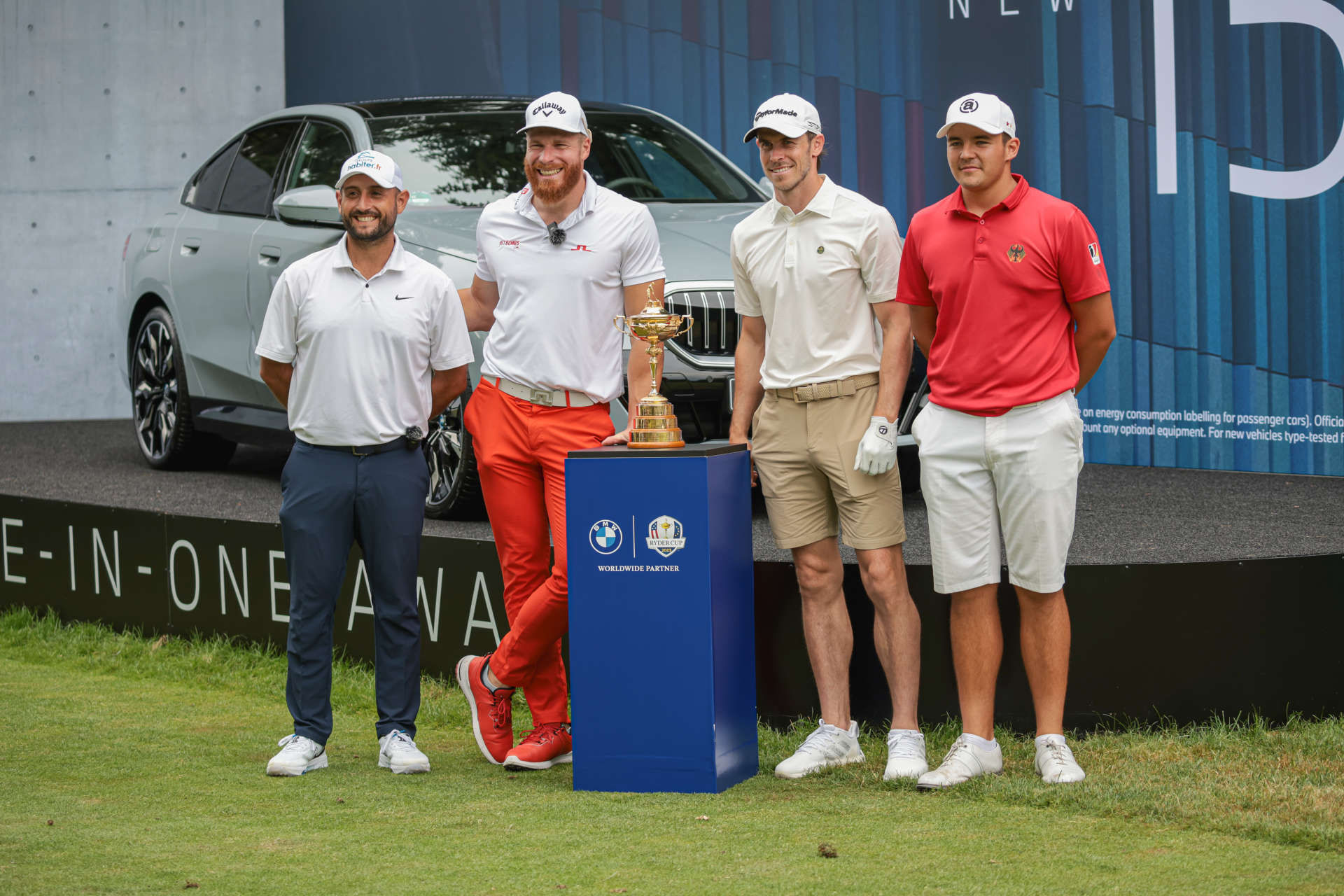 Die Turnierwoche der BMW International Open wurde am heutigen Mittwoch mit dem Pro-Am Turnier eröffnet. Am Vormittag spielten unter anderem der ehemalige walisische Fußball-Nationalspieler und fünfmalige Champions-League-Sieger Gareth Bale zusammen mit Long-Drive-Weltmeister Martin Borgmeier (GER). Komplettiert wurde diese Gruppe vom großen deutschen Golftalent Tim Wiedemeyer (Münchener GC), der in dieser Woche auch als Amateur bei der BMW International Open starten wird, und Pro Alexander Levy (FRA).
