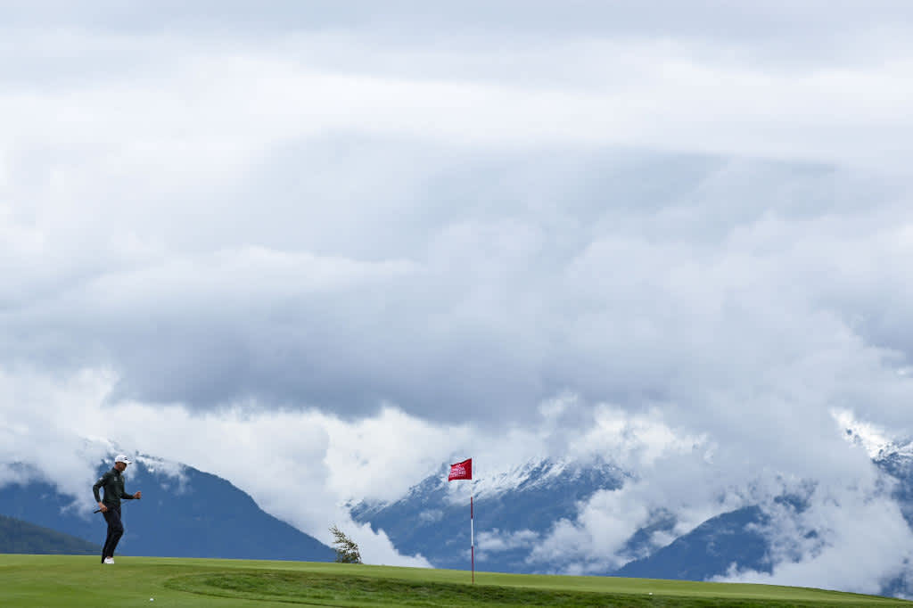 Der südafrikanische Golfer Wilco Nienaber auf einer Übungsrunde im Vorfeld der DP World Tour in Crans Montana.