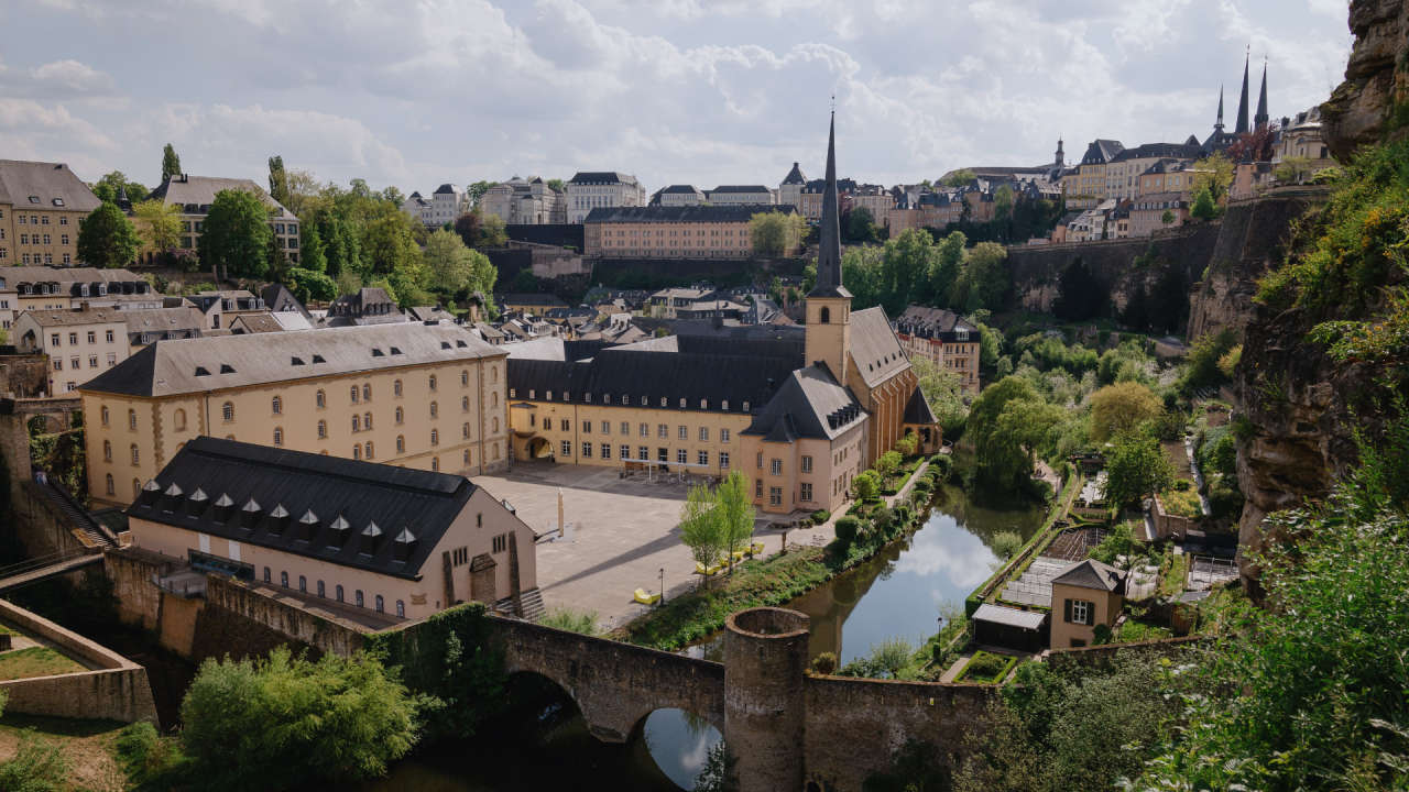Luxemburg