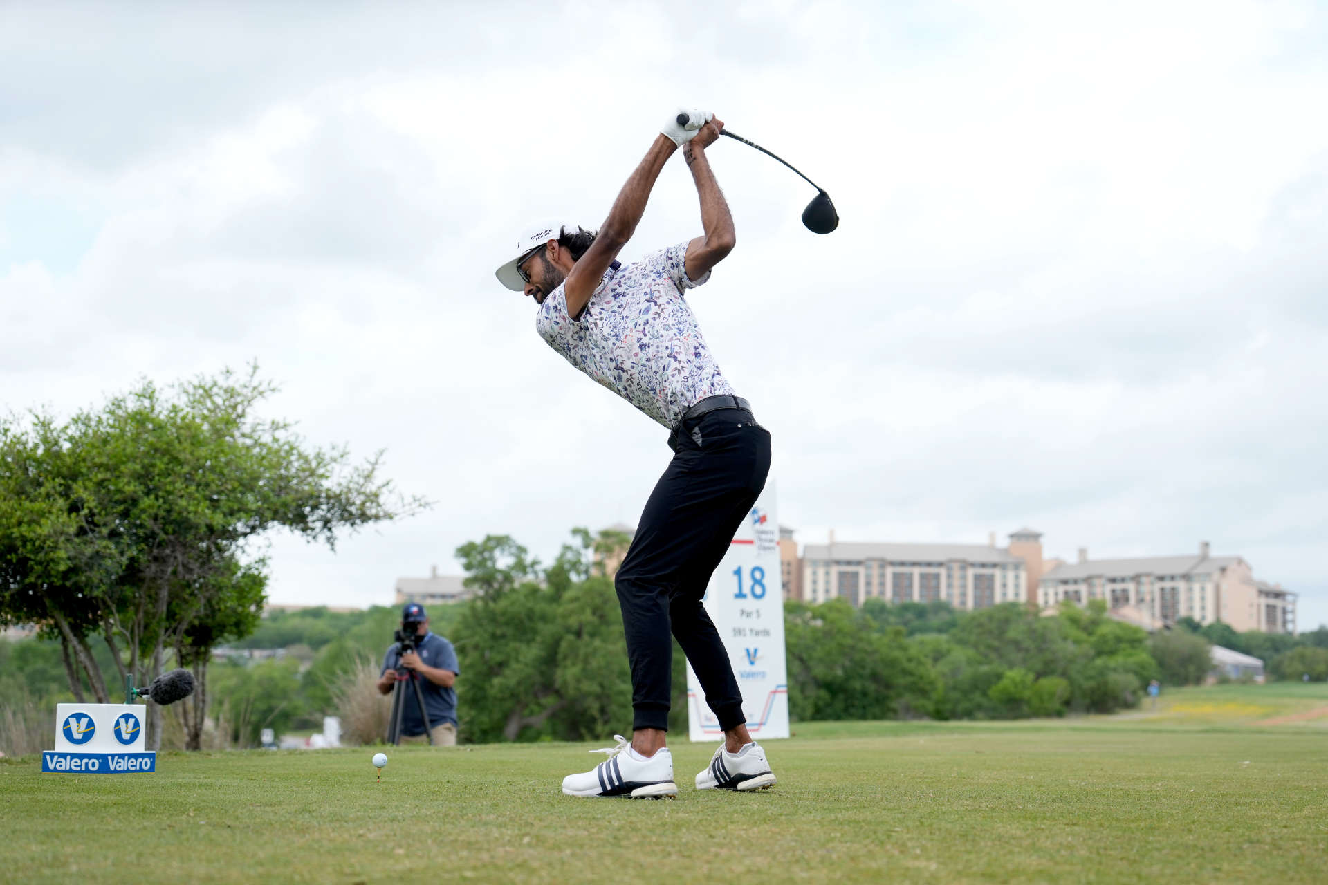SAN ANTONIO, TEXAS - APRIL 06: Akshay Bhatia of the United States plays his tee shot on the 18th hole during the third round of the Valero Texas Open at TPC San Antonio on April 06, 2024 in San Antonio, Texas. (Photo by Raj Mehta/Getty Images)