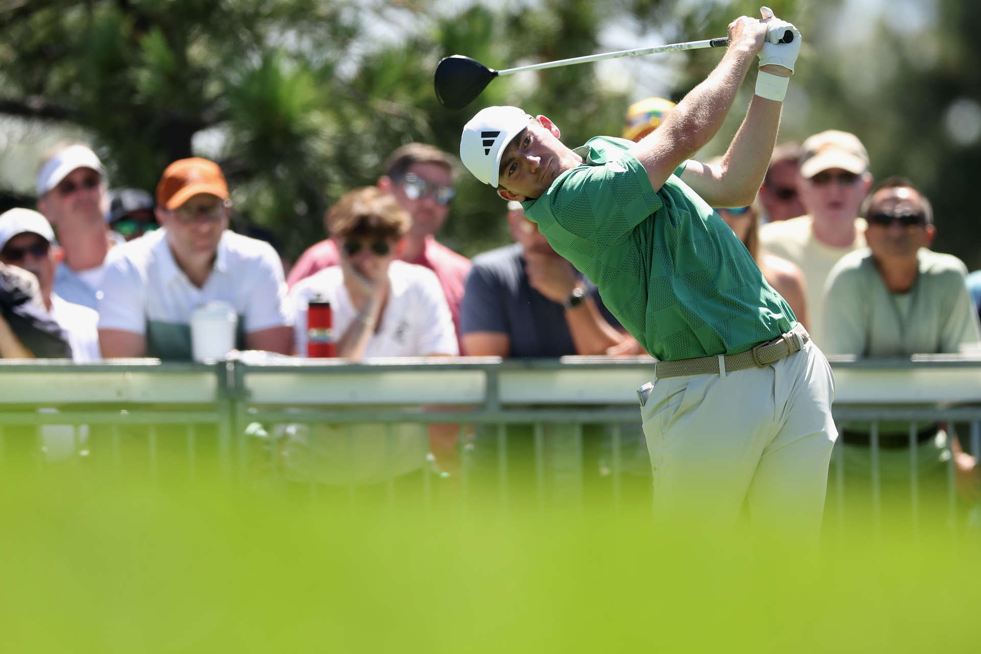 CASTLE ROCK, COLORADO - AUGUST 22:  Nick Dunlap of the United States plays a tee shot on the 18th hole during the first round of the BMW Championship at Castle Pines Golf Club on August 22, 2024 in Castle Rock, Colorado. (Photo by Christian Petersen/Getty Images)