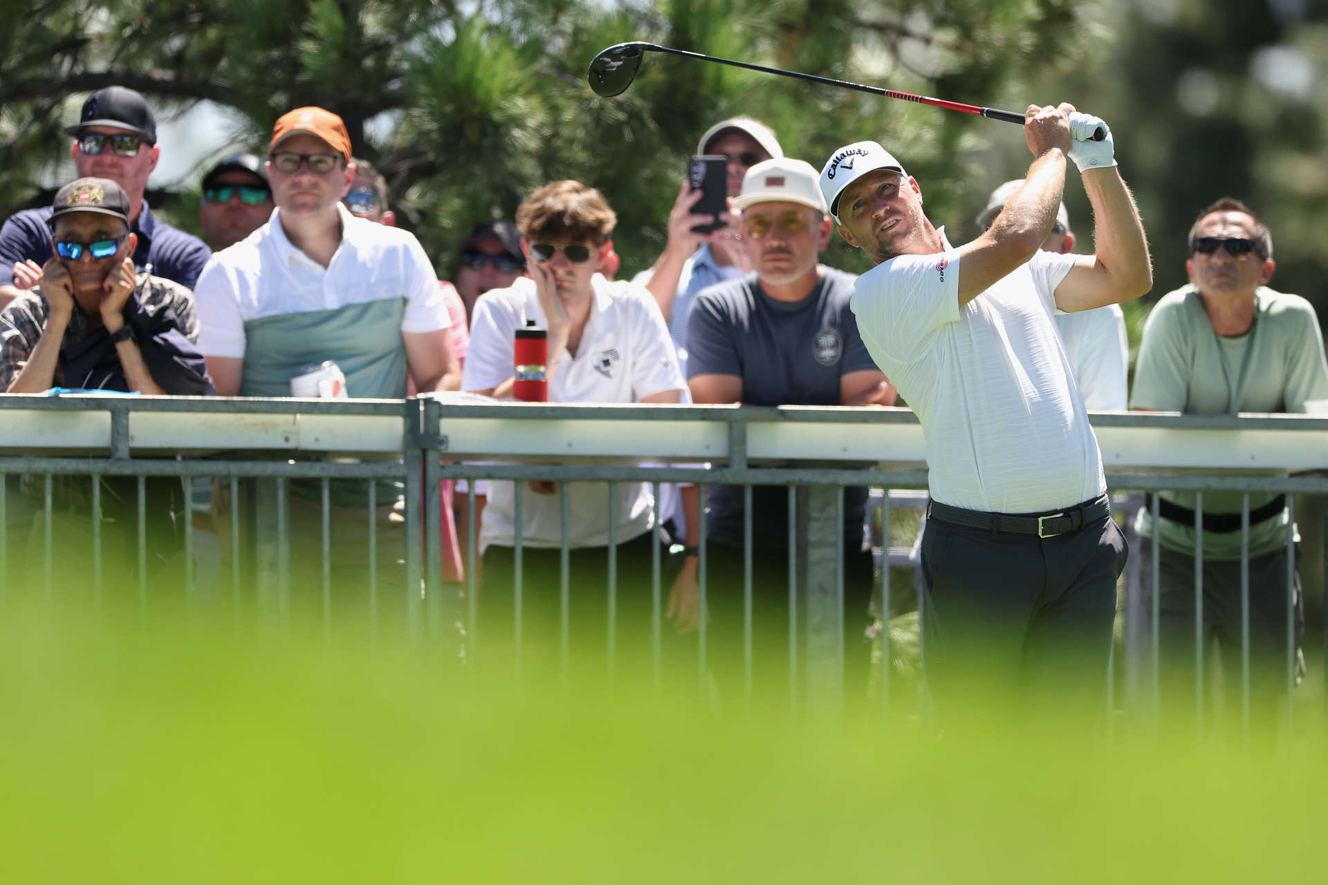 CASTLE ROCK, COLORADO - AUGUST 22:  Alex Noren of Sweden plays a tee shot on the 18th hole during the first round of the BMW Championship at Castle Pines Golf Club on August 22, 2024 in Castle Rock, Colorado. (Photo by Christian Petersen/Getty Images)