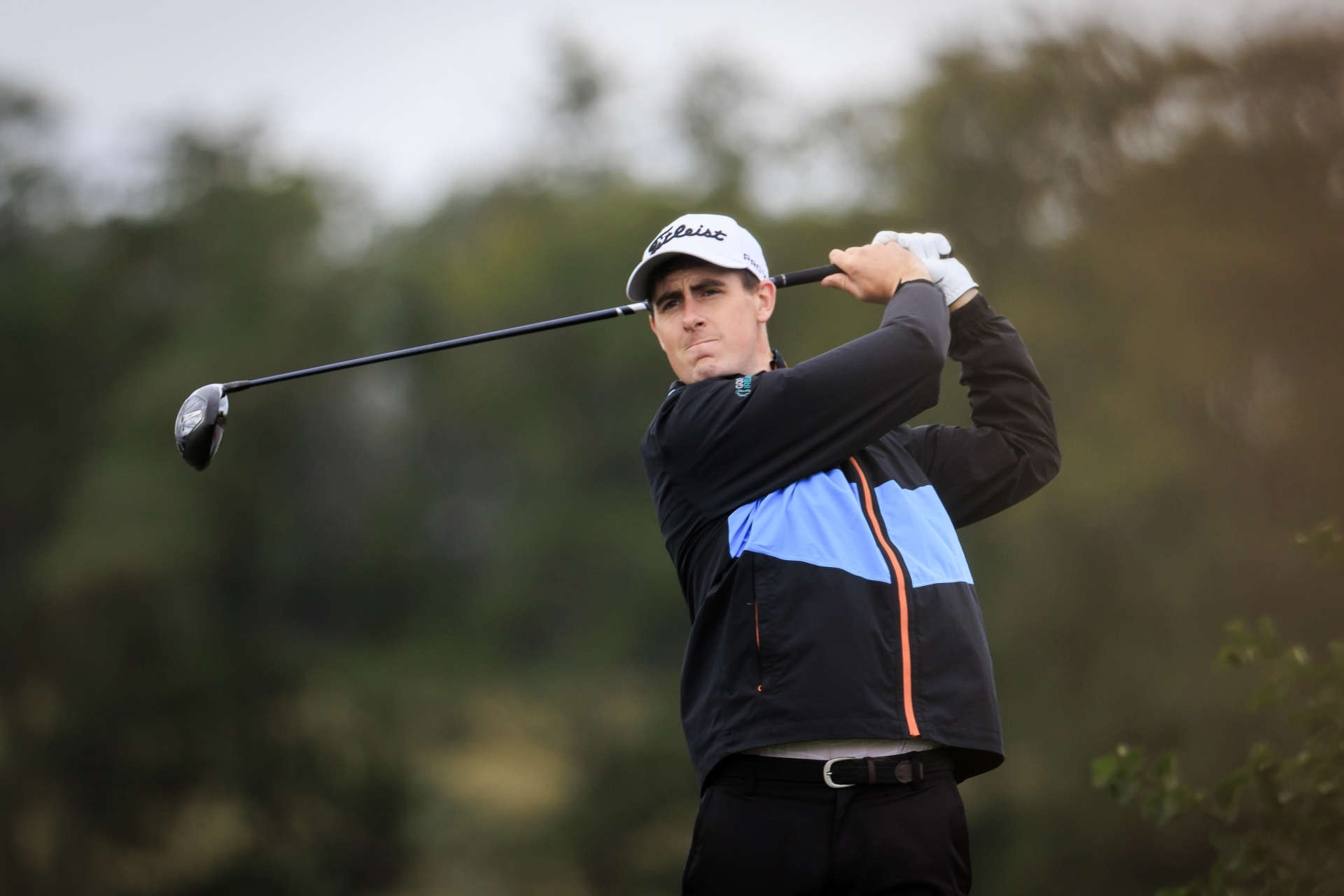 FOLGENSBOURG, FRANCE - SEPTEMBER 27: Gary Hurley of Irland tees off at the sixteenth tee on day two of the Swiss Challenge 2024 at Golf Saint Apollinaire on September 27, 2024 in Folgensbourg, France. (Photo by Jan Hetfleisch/Getty Images)