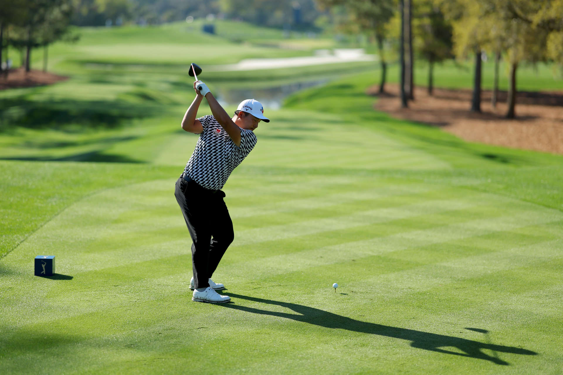 PONTE VEDRA BEACH, FLORIDA - MARCH 14: Kyoung-Hoon Lee of South Korea plays his shot from the fourth tee during the first round of THE PLAYERS Championship on the Stadium Course at TPC Sawgrass on March 14, 2024 in Ponte Vedra Beach, Florida. (Photo by Kevin C. Cox/Getty Images)
