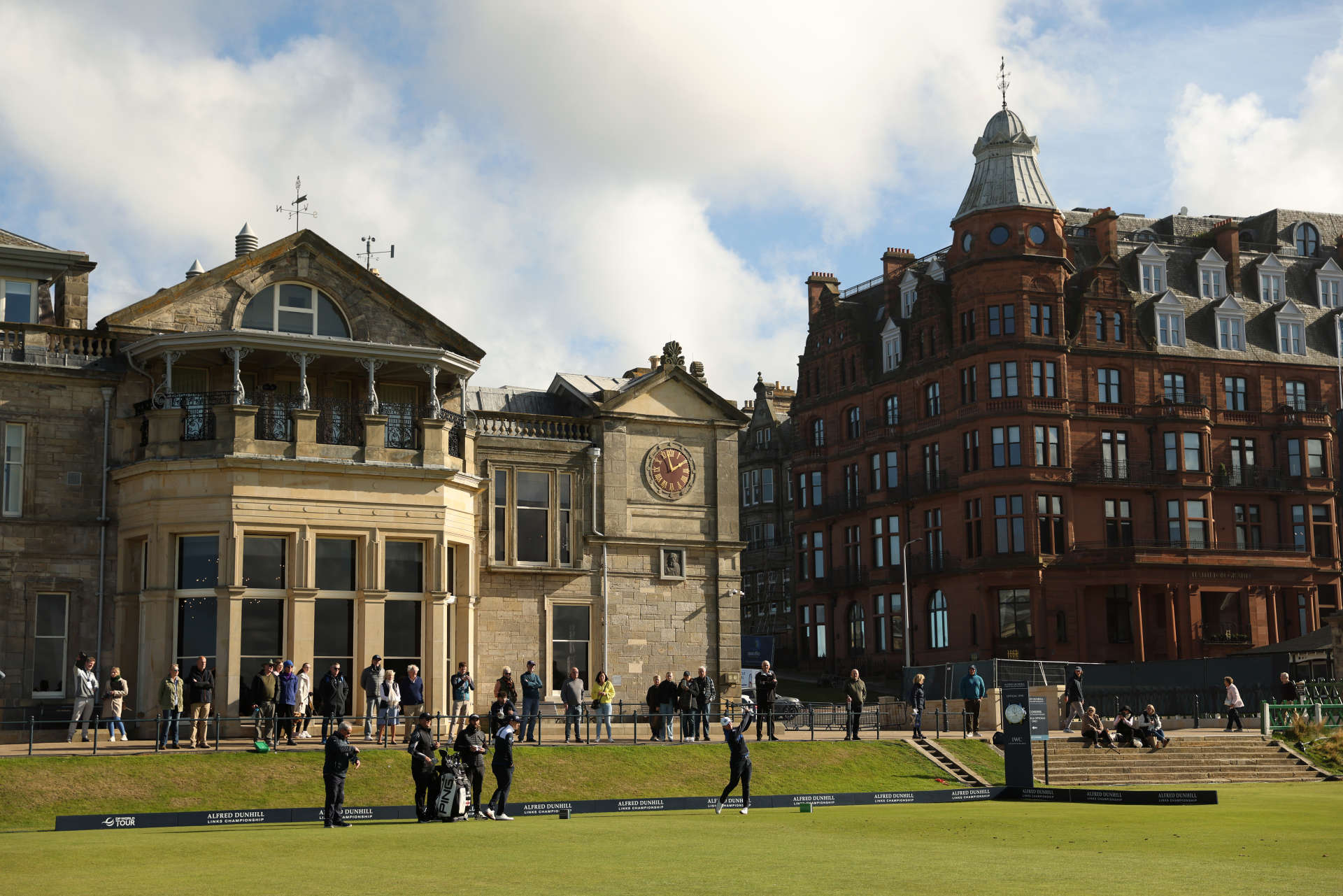 British Open 2027 auf dem St. Andrews Old CourseDer Old Course von St. Andrews in Schottland wird erneut Austragungsort der Britih Open im Jahr 2027. Der wohl älteste, noch existierende Golfplatz der Welt wird dann dieses Major zum 31. mal ausgetragen. Dies bleibt ein Rekord. (Foto: Getty) 


