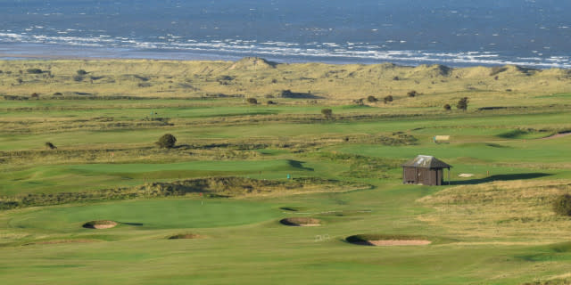 What courses are part of Scotland's Golf Coast?