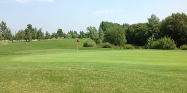 Stratford Oaks