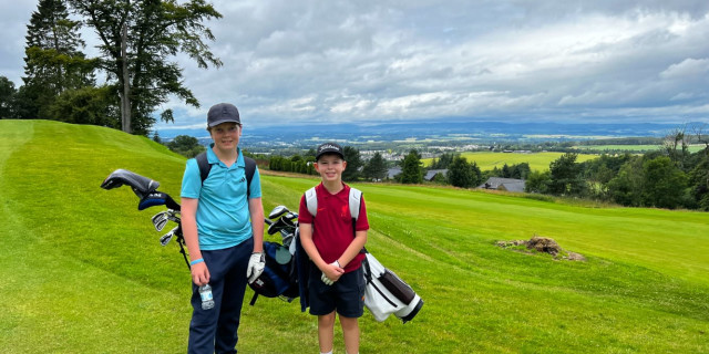Junior Golfers