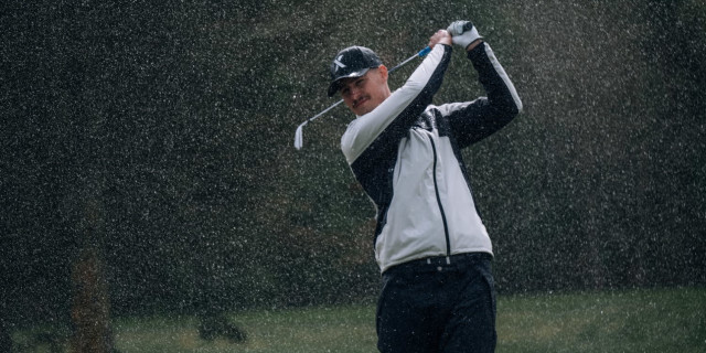 Buying The Perfect Golf Waterproofs