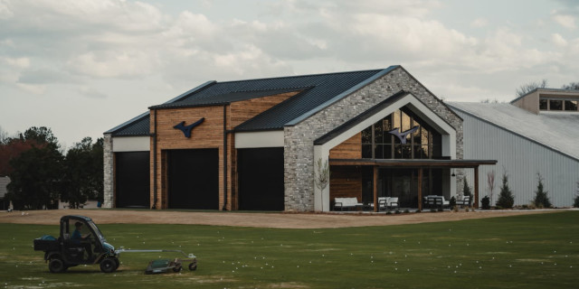 Mizuno The Foundry