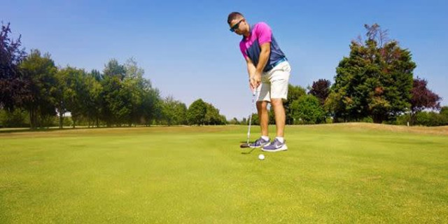 #PuttUnderPar Challenge Social Entries