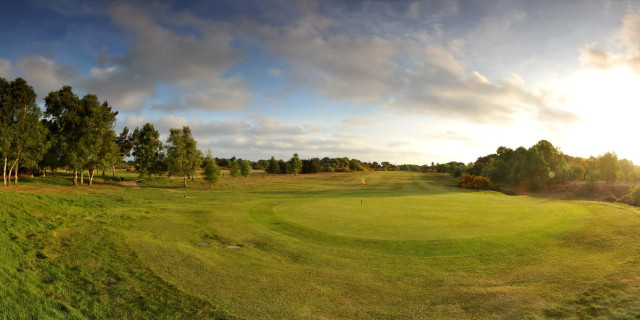 The Best Places For a Winter Golf Break in The UK