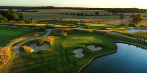 What it's like to play golf at Centurion Club