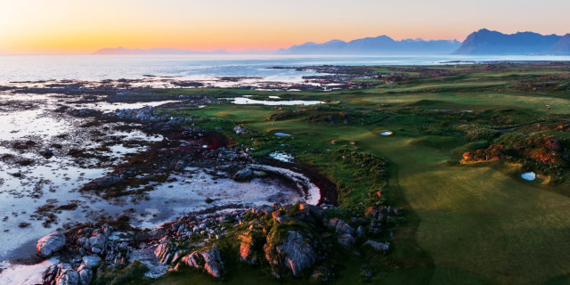 Lofoten Links