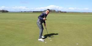 How to set up correctly to a putt