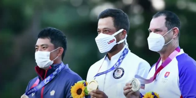 Schauffele Wins Gold as Casey and McIlroy Miss Out in Playoff