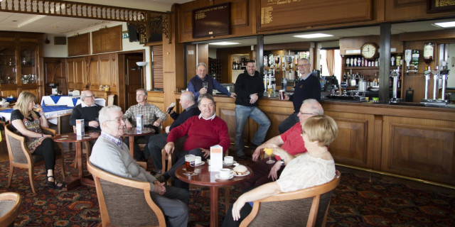 Golf Clubhouse Bar