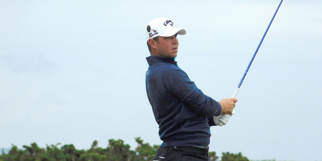 Woods battles to sub-par start at Valspar
