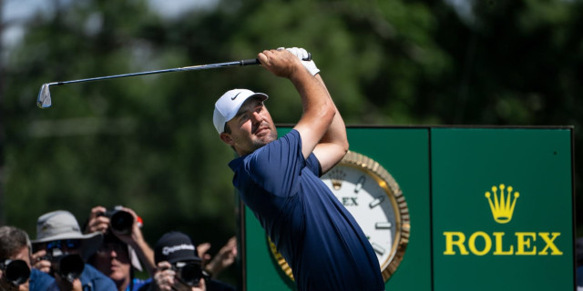 There are far too many golf tournaments on TV