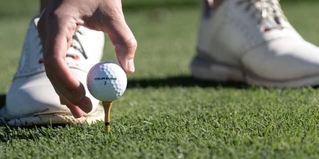 Tour Edge Hot Launch