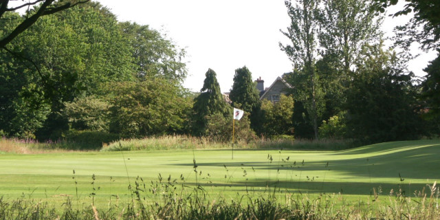 50 Courses With Easiest Greens in the UK