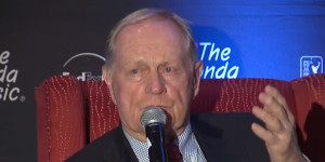 Jack Nicklaus Makes Case to Roll Back Golf Ball