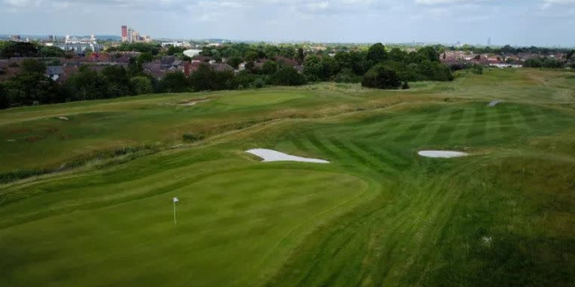 London Airlinks Golf Course