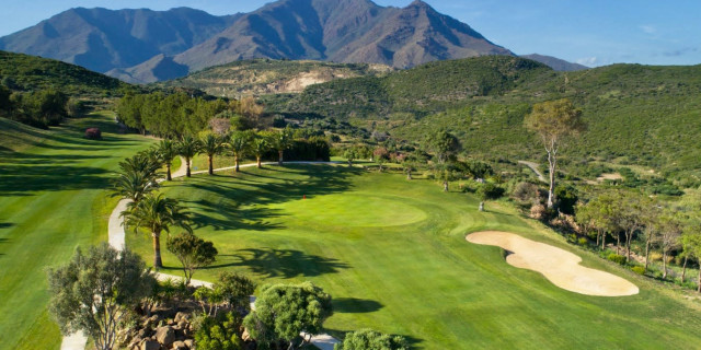 Estepona Golf Course Feature Review
