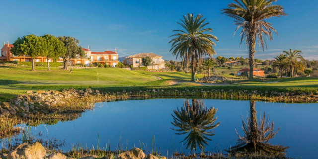 Why You Must Plan a Trip to Play Golf in The Algarve