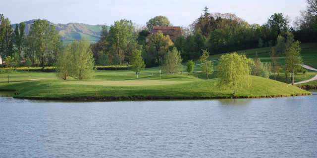 Golf in Central Italy